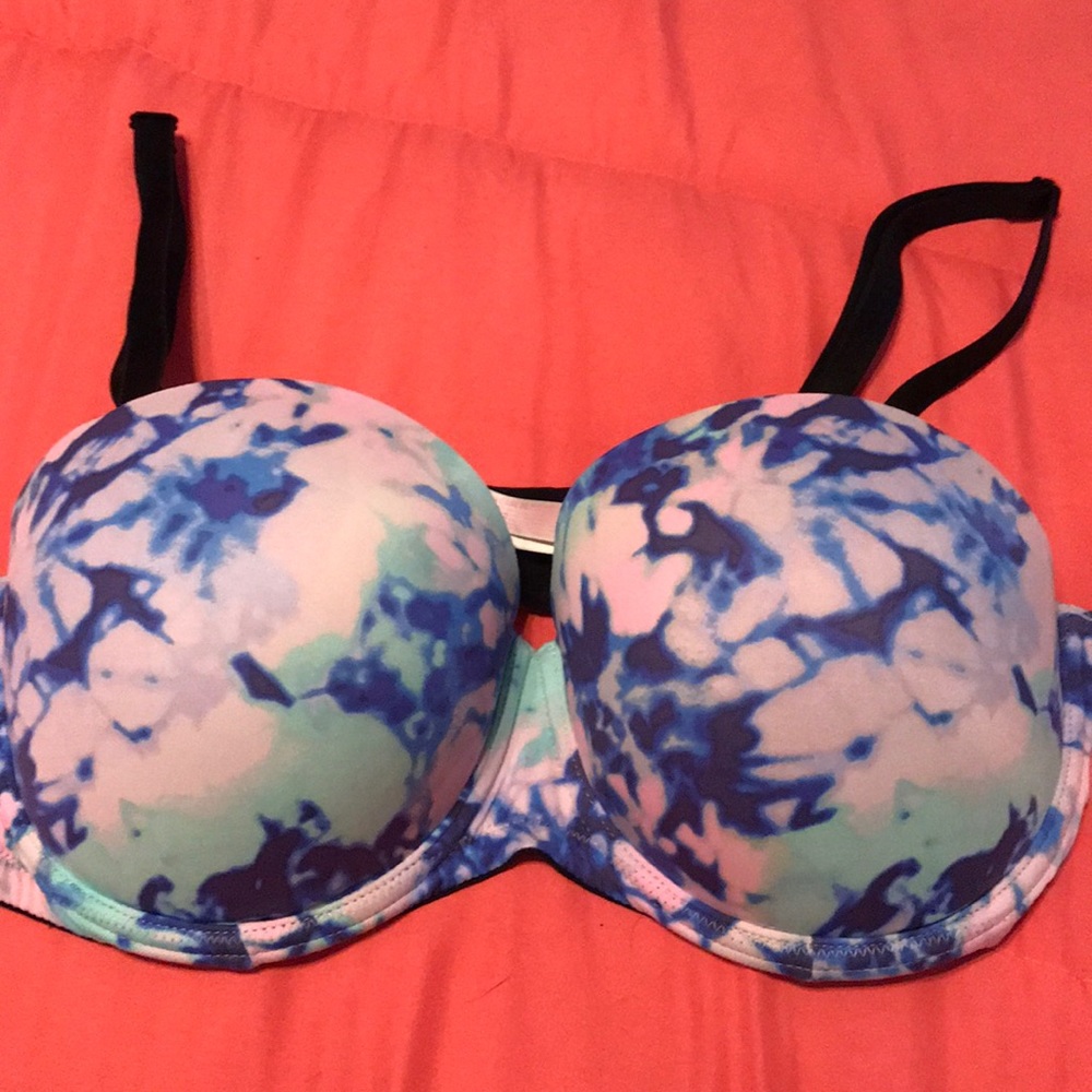 PINK wear everywhere multi-way push up bra